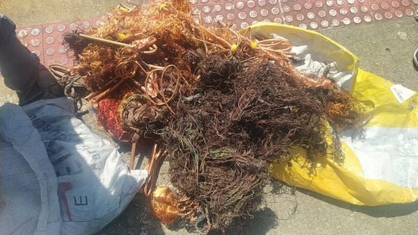 Fios de cobre furtados que foram apreendidos em Vitória