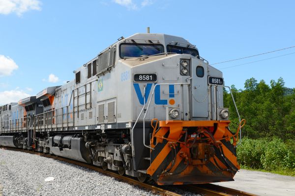 Locomotiva da VLI Multimodal, empresa que opera a Ferrovia Centro-Atlântica (FCA)