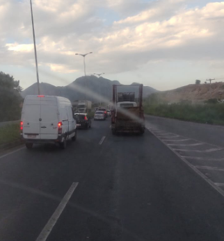 Trânsito na Rodovia do Contorno