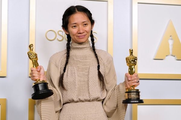 A cineasta chinesa Chloe Zhao, premiada por Nomadland por Reuters/Folhapress
