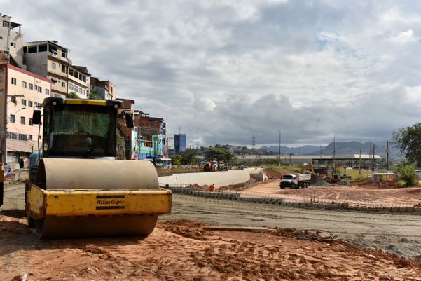  Construção do Portal do Príncipe, em Vitória  por Fernando Madeira
