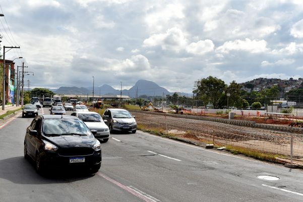  Construção do Portal do Príncipe, em Vitória  por Fernando Madeira