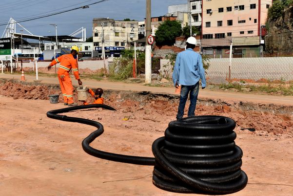  Construção do Portal do Príncipe, em Vitória  por Fernando Madeira