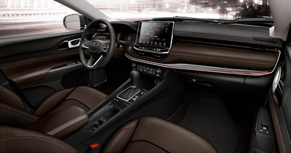 Até três opções de cores internas por Jeep/Divulgação