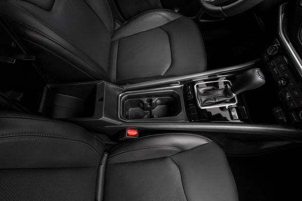 Seis marchas para versão flex e 9 para versão diesel por Jeep/Divulgação