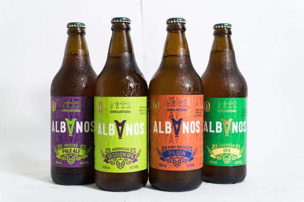 Cervejas Pale Ale, Session IPA, Pilsen e IPA da cervejaria mineira Albanos já são vendidas no ES