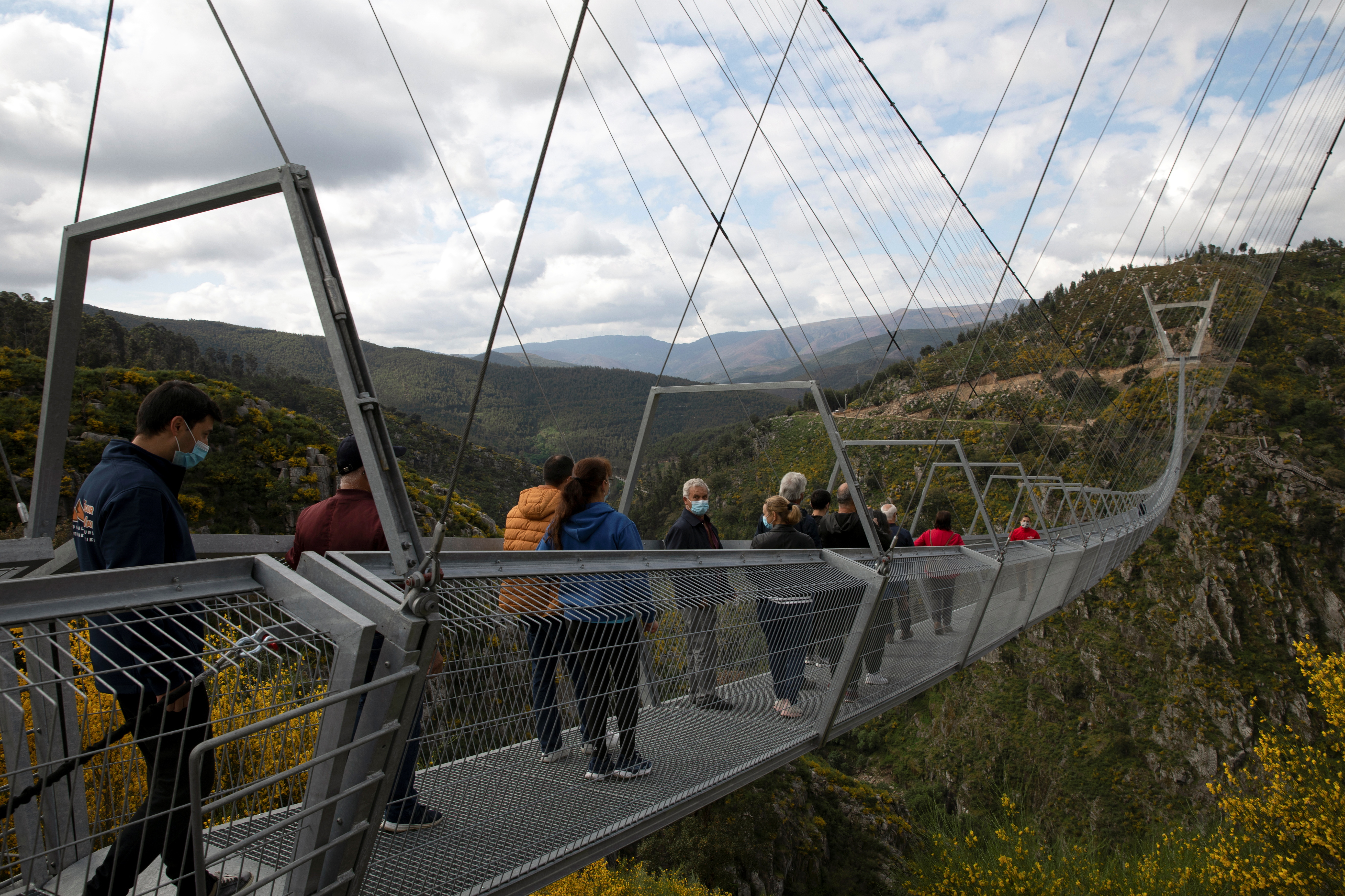 A ponte foi aberta a moradores de região de Arouca. Em breve, estará disponível para visitantes mediante agendamento