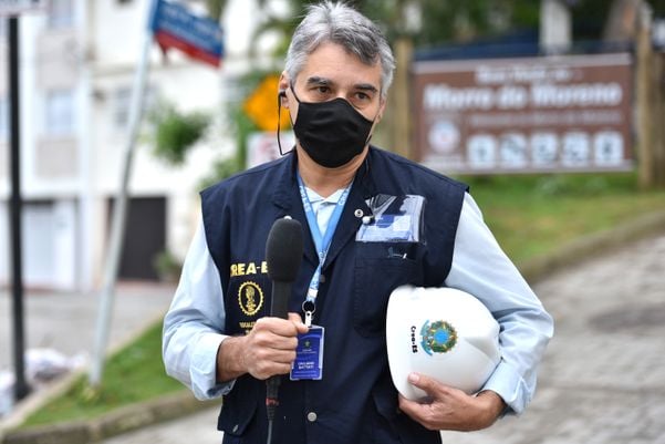 Crea realiza vistoria na tirolesa do Morro do Moreno por Fernando Madeira