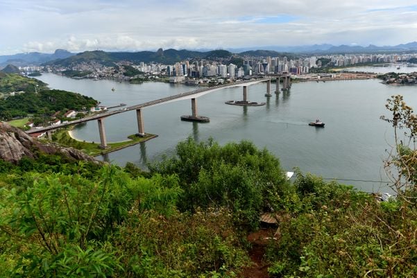 Crea realiza vistoria na tirolesa do Morro do Moreno por Fernando Madeira