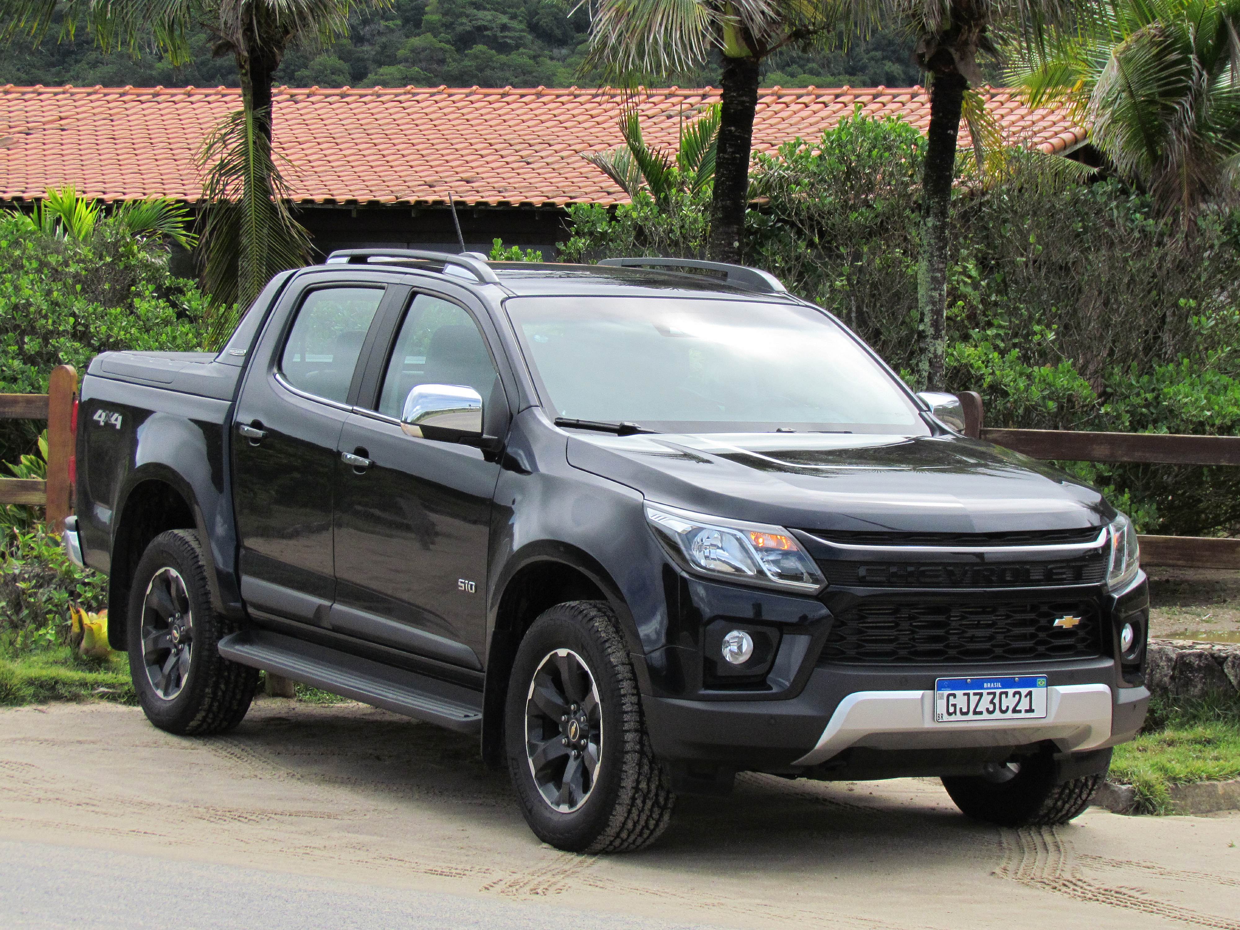 A Gazeta Versão High Country da S10 agrega conforto e tecnologia dos SUVs