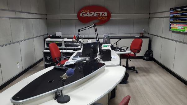 Estúdio da Rádio Gazeta FM