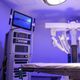 Equipe cirúrgica no Complexo de Medicina Robótica e Alta Tecnologia utiliza o robô Da Vinci Xi