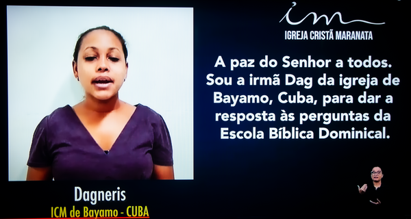 Membros da ICM em todo o mundo participam da Escola Bíblica Dominical on-line, como a irmã Dagneris, de Cuba