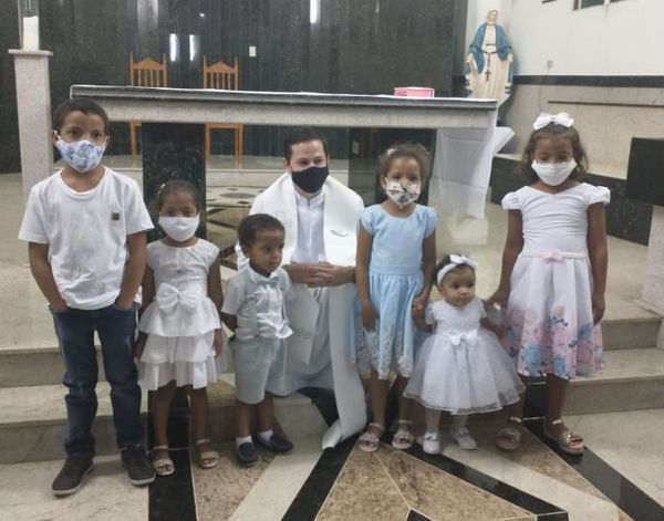 As crianças foram batizadas em Nova Venécia