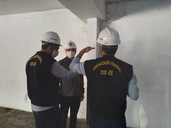 Crea-ES faz vistoria em garagem do Edifício Mochuara, em Cariacica por Divulgação/Crea-ES