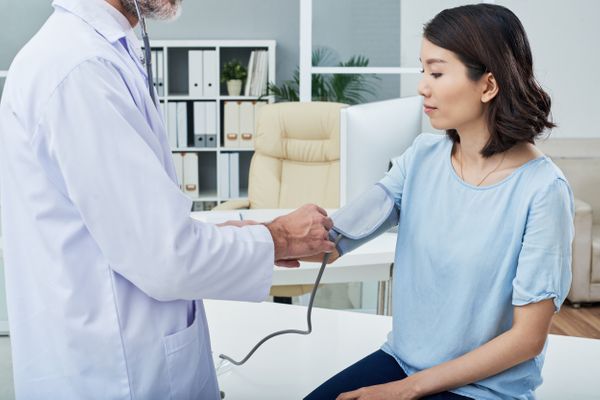 Hipertensão; pressão arterial; médico; paciente