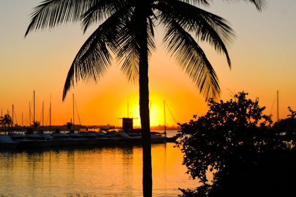 Amanhecer em Vitória nesta quarta-feira (12)