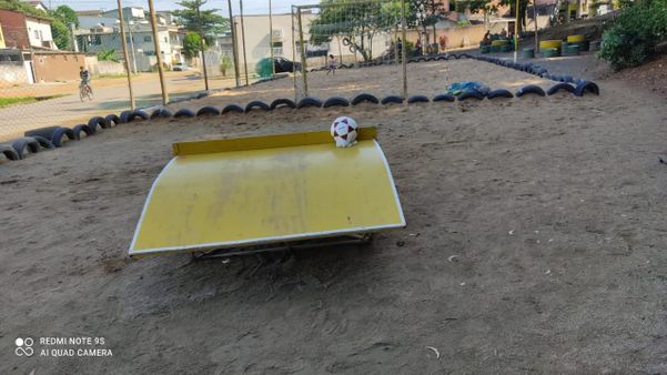 Além do futebol de areia e futevôlei, a "Arena das Lendas" também tem mesa de futmesa por Arquivo pessoal