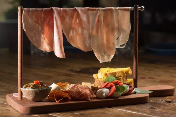 Tábua de frios com nova apresentação por Ar Oliveira