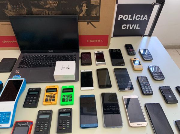 Engenheiro é preso por suspeita de clonar cartão de crédito por Divulgação/PCES