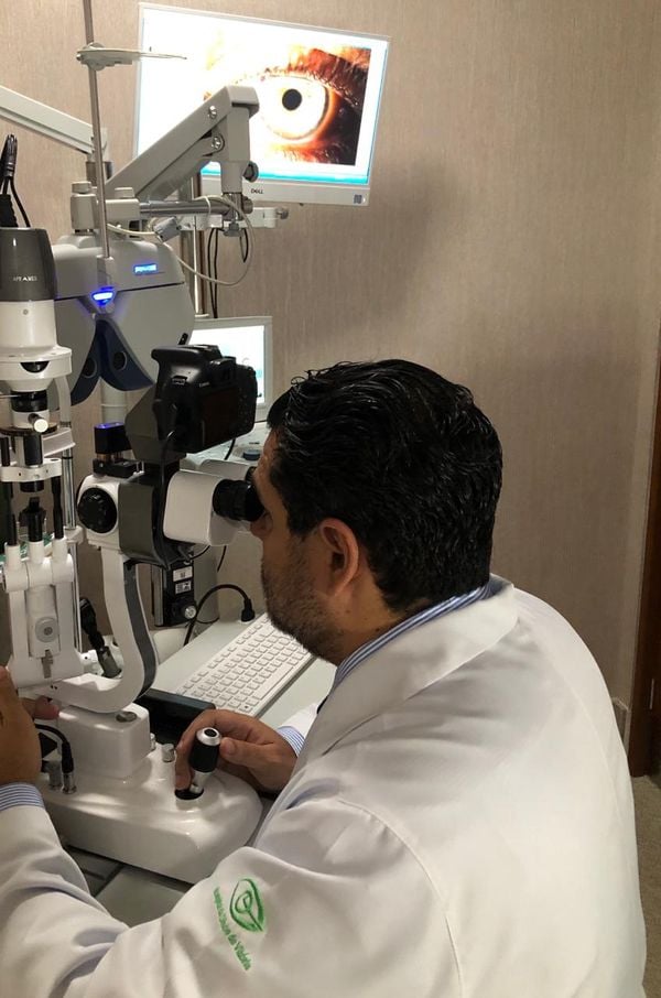 O oftalmologista Ronaldo César Filho explica que o que pode parecer simples, como um cisco nos olhos, pode se tornar uma lesão grave.