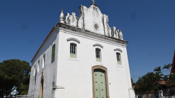 A Igreja de Nossa Senhora do Rosário é a matriz das 17 paróquias de Vila Velha, a secular e mais antiga igreja em funcionamento do Brasil