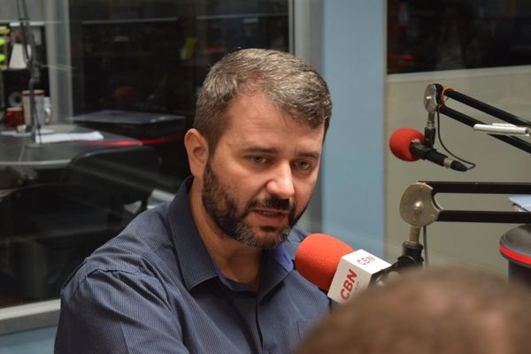 Nésio Fernandes, secretário de Estado da Saúde, em entrevista à CBN Vitória
