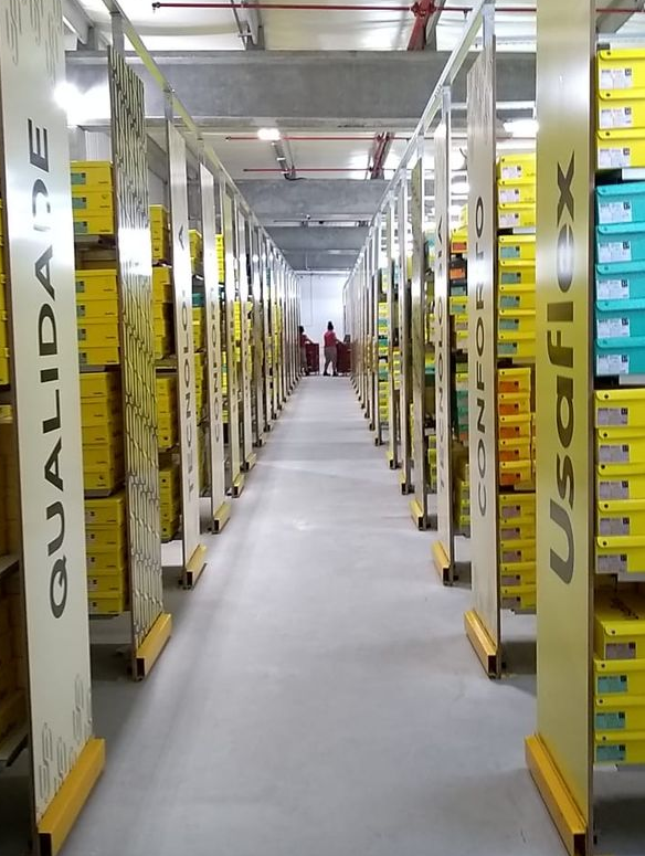 Tênis em couro da usaflex, com qualidade e entrega rápida, compre com a  Zambeze Calçados.