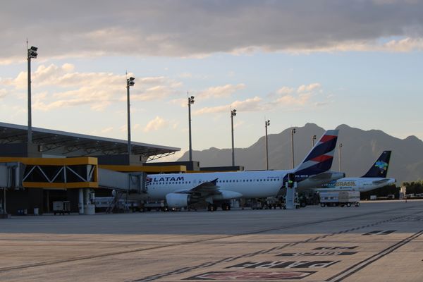 Pátio de aeronaves do Aeroporto de Vitória