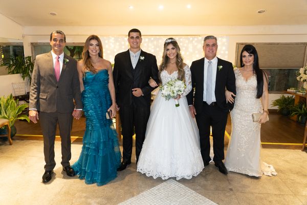 Victor Sarlo Wilken e Helina Dórea, os noivos Igor Dórea e Isabella Jantorno,  Jeise Jantorno e Marcus Sid