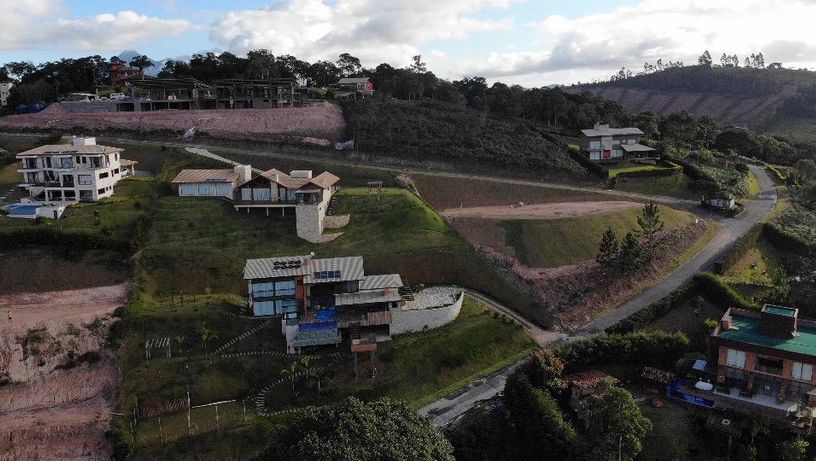 Condomínio Residencial Monte Blú