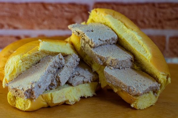 Sanduíche doce de halawa por Gisele Ramos