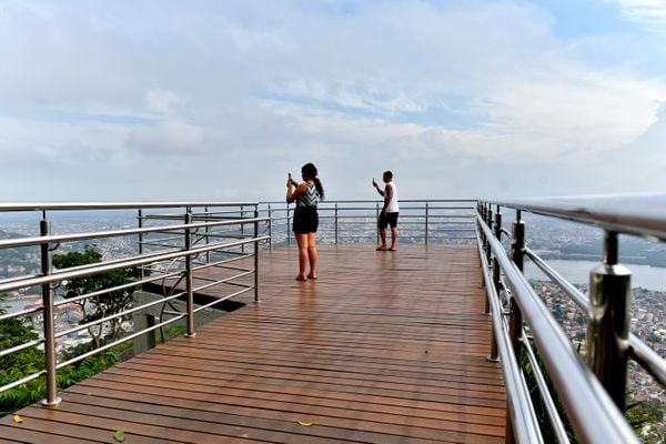 No Dia da Mata Atlântica - Prefeitura de Vitória inaugura três mirantes no Parque da Fonte Grande, entre eles, o Mirante do Sumaré e a Trilha da Pedra da Batata - por Fernando Madeira