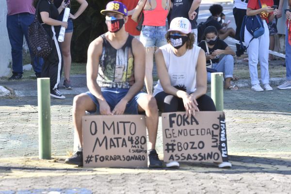 Manifestantes concentrados para o ato 29M, em protesto ao governo de Jair Bolsonaro por Ricardo Medeiros