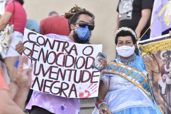 Manifestantes concentrados para o ato 29M, em protesto ao governo de Jair Bolsonaro por Ricardo Medeiros