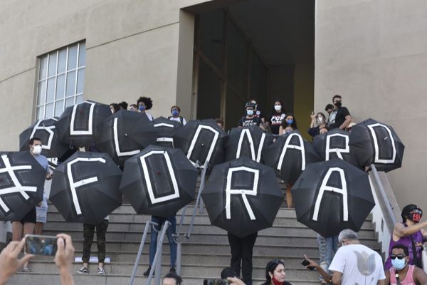 Manifestantes se reúnem para ato contra o governo de Bolsonaro por Ricardo Medeiros