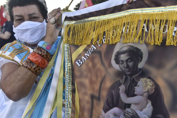 Manifestantes se reúnem para ato contra o governo de Bolsonaro por Ricardo Medeiros