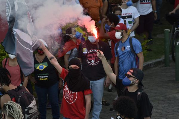 Manifestantes se reúnem para ato contra o governo de Bolsonaro por Ricardo Medeiros