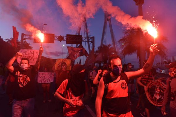 Manifestantes se reúnem para ato contra o governo de Bolsonaro por Ricardo Medeiros