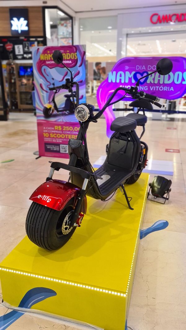 Além de comprar um presente especial, você ainda concorre a uma Scooter elétrica. São 10 chances de ganhar