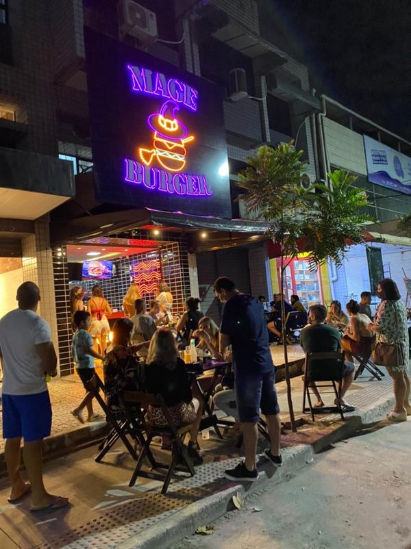 Hamburgueria Mage Burger, em Jardim da Penha, Vitória