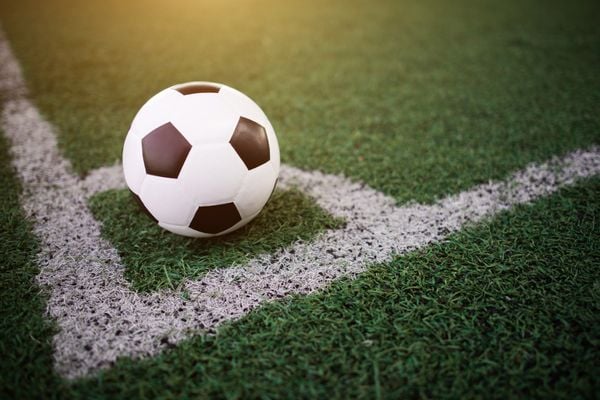 Bola de futebol