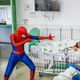 Imagem - Homem-Aranha visita hospital e alegra crianças internadas em Linhares