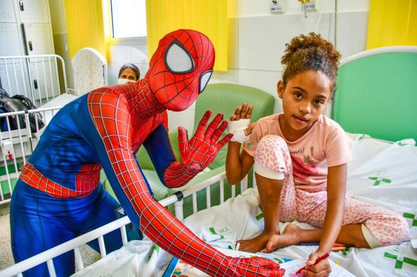 As crianças estão hospitalizadas na UPA de Linhares  por Secom/Felipe Tozatto