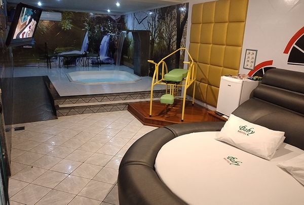 Suíte Baby, do Baby Motel, na Serra