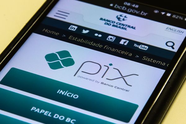Pix é o sistema de pagamento instantâneo desenvolvido pelo Banco Central