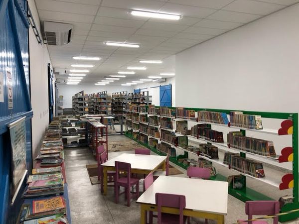 Biblioteca Pública Thelmo Motta Costa, em Colatina
