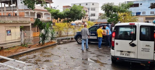 Chegada das doses de vacinas contra a Covid-19 que serão utilizadas em estudo de imunização na população de Viana por Roger Santana | TV Gazeta