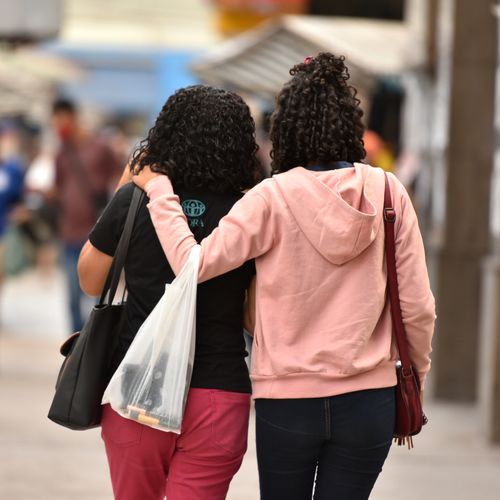 Inverno começa nesta segunda-feira (21), mas temperatura deve cair em mais de 5 °C já na noite deste domingo (20). Frente fria deve atingir pelo menos 35 cidades capixabas