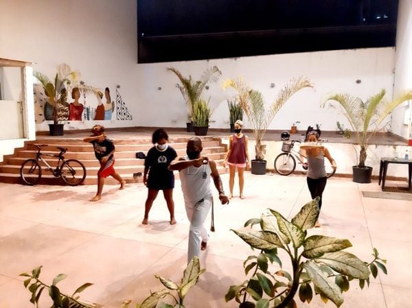 Oficina de Capoeira do Museu Capixaba do Negro (Mucane). Turmas presenciais poderão ter, no máximo, cinco alunos por aula